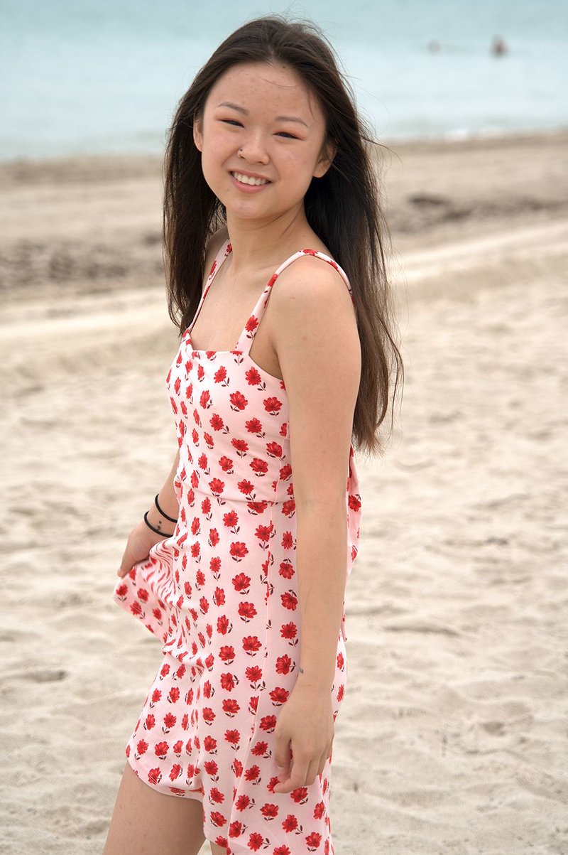 Марина, 24 года, 0 размер груди